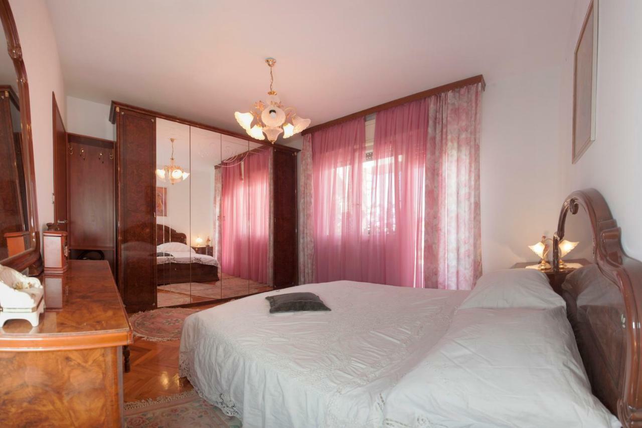 Apartment Dolores Split Buitenkant foto