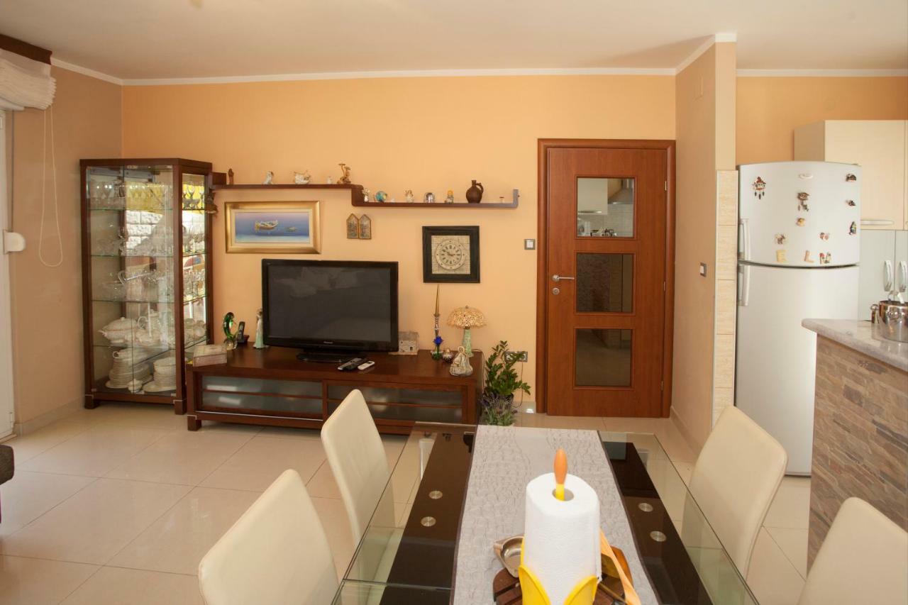 Apartment Dolores Split Buitenkant foto